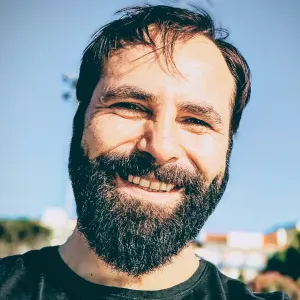 Necessito de um pessoa doméstica 