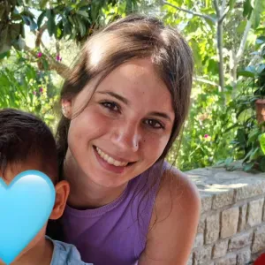 Offro la mia disponibilità come babysitter (padova)