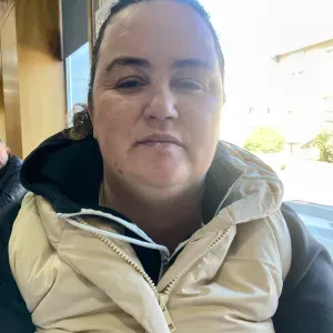 empregada doméstica(zona em águas santas))