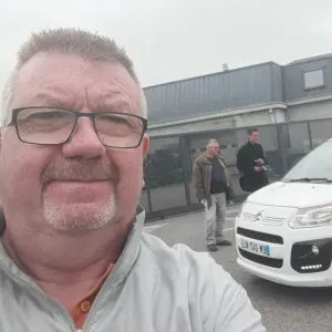 Retraité qui aime les enfants 