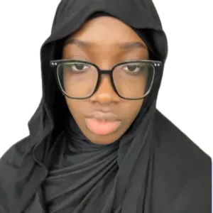 Experienced babysitter looking for a job 