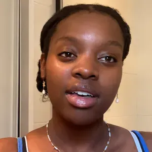 Baby-sitter expérimenté à Ennezat