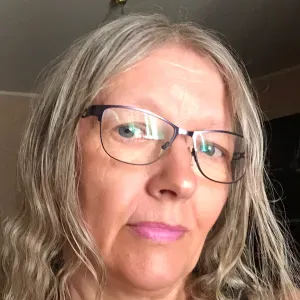 Baby sitter expérimentée à AMBERT