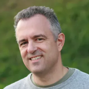 Cerco donna delle pulizie a Viareggio