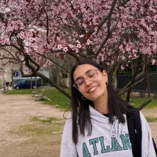 Canguro en Palencia disponible a tiempo completo