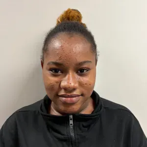 Baby-sitter  sérieuse et douce 