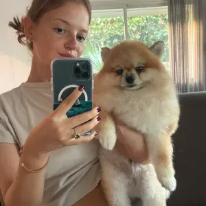 Passionnée des chiens, fiable et attentionnée à Paris