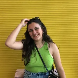 Recherche d'un job de baby-sitting pour les vacances d'été.