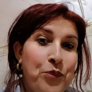 Bonjour je m'appelle Farida mariée.... Cordialement. 