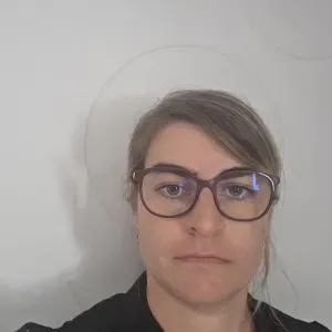 Employée familiale plus de 12 ans d'expérience 