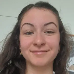 Baby-sitter passionnée à Dunkerque !!