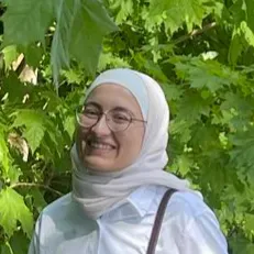 I'm a student looking for a job during the summer holidays 