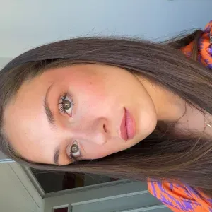 baby sitter débutante, motivée et ambitieuse