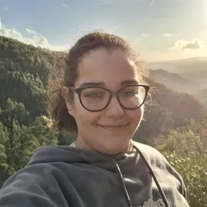 Enfermeira que trabalha em Neonatologia e ama Pediatria