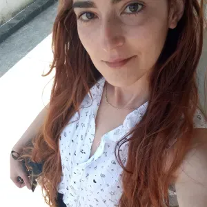 Empregada de limpeza/ Passar a Ferro