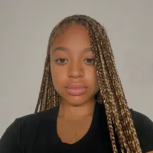 Étudiante propose babysitting (soir & week-end)