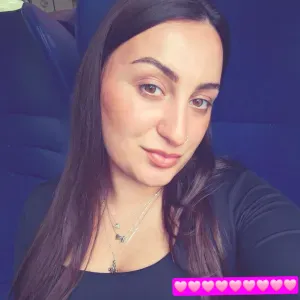 Sono Maria, ho 23 anni e vengo dalla Georgia. 