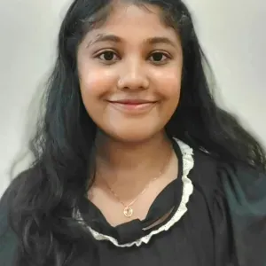 Experienced Babysitter & English Tutor in Nantes