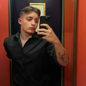 Tutor per ripetizioni dalla prima elementare fino al 3 liceo