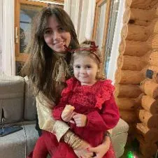 Baby-sitter en quête de rire et de jeu, pour vos bout'chou