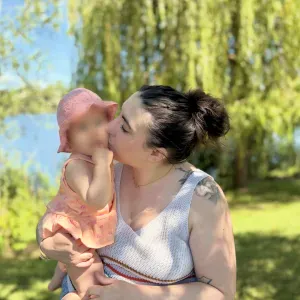 À la recherche d'une baby-sitter