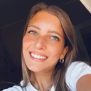 no Emanuela. Sono disponibile per pulizie. Stiro e mi occupo