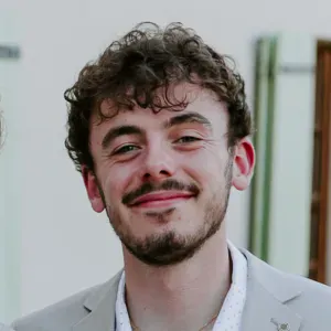 Aide à domicile de nuit pou vos aînés proche de Saint-Cloud