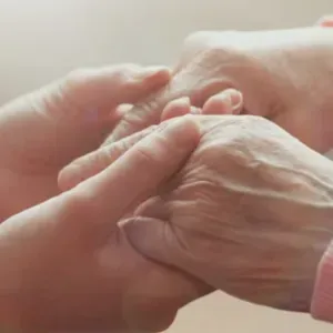 Aide à domicile expérimenté maladie d'Alzheimer 