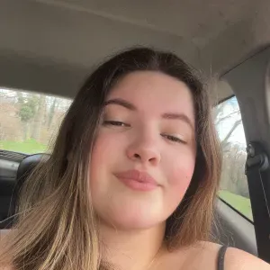 Baby-sitter à montet et bouxal 