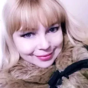 Femme de ménage responsable / Aide en cuisine