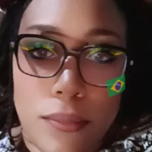 assistante maternelle agréée et Agent d'entretien