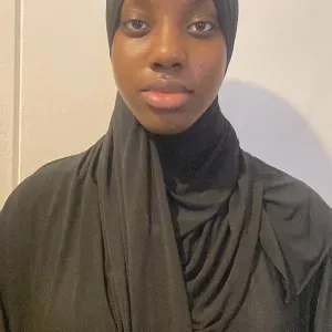 Baby-sitter super sympa sur Paris 