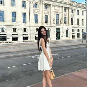 Baby-sitter de confiance à Montélimar