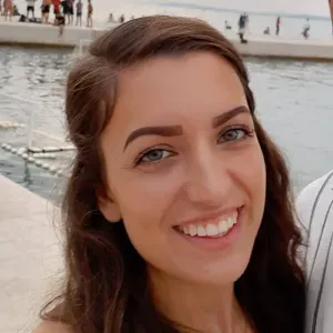 Experienced babysitter in Málaga (native english speaker)