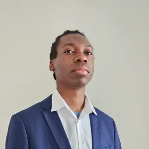 Baby-sitter amateur à Paris !!