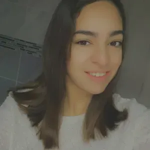 Baby sitter disponible à Paris 