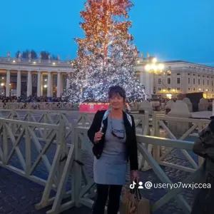 Dame de compagnie et aide à domicile pour les seniors 