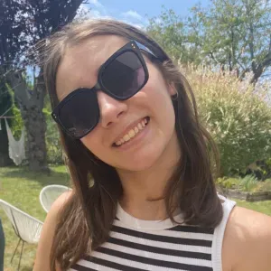 Jeune babysitter sérieuse, attentionnée, et disponible !