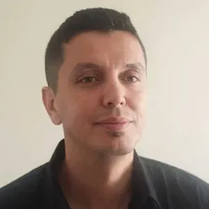 Aide à domicile, homme de compagnie 