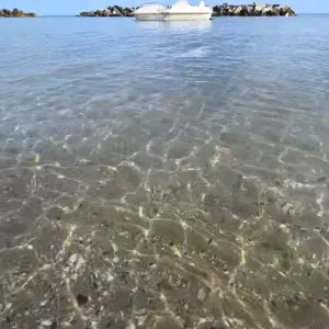 Salve sono Lorenza e lavoro nelle pulizie da 10 anni