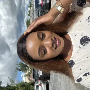 Compassionate carer looking for a job 