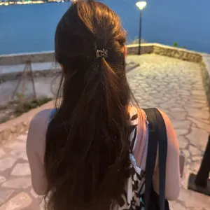 Baby-sitter étudiante, motivée pour gardes régulières !