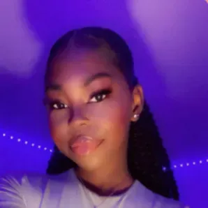 Baby-sitter dynamique à Nancy – Disponible le week-end ! 🎉