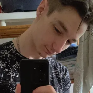 Homme de ménage disponible dès aujourd'hui 