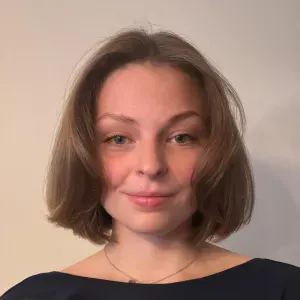 Nounou à l'écoute et très créative :)