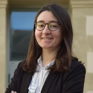 Etudiante, je propose garde d'enfants, ménage, soutien scola