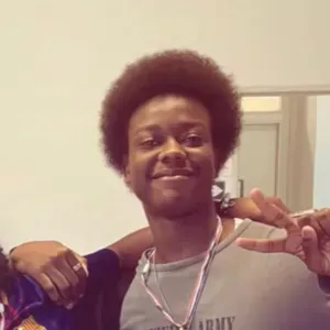 Baby-sitter expérimenté à Paris 