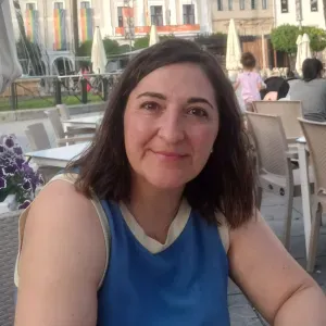 Persona responsable para cuidado de mujer mayor