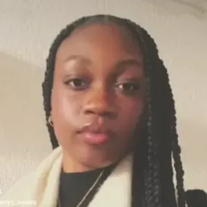 Babysitter com em experiencia em Margem sul