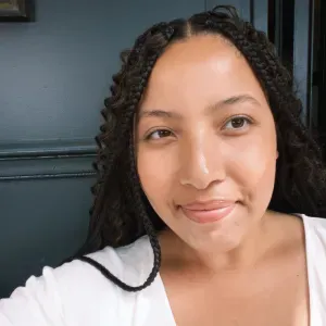 Baby-sitter expérimentée comme fille Au Pair